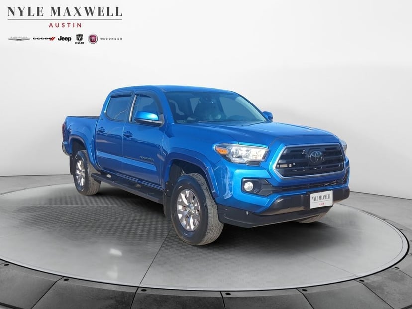 2018 Toyota Tacoma - Image 2