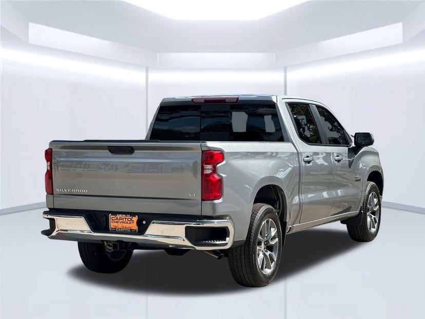 2026 Chevrolet Silverado 1500 - Image 3