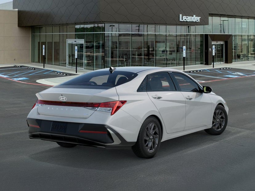 2026 Hyundai Elantra - Image 3