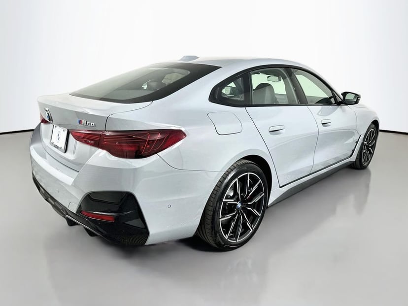 2026 BMW i4 - Image 3