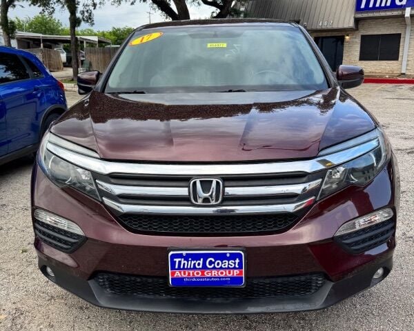2017 Honda Pilot - Image 2