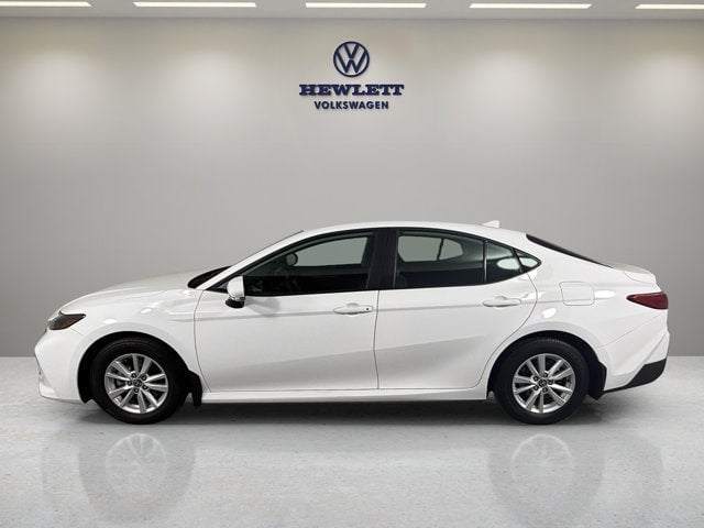 2026 Toyota Camry - Image 2