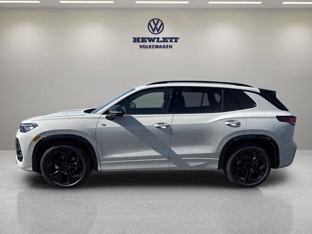 2026 Volkswagen Tiguan - Image 1