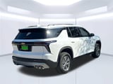 2027 Chevrolet Traverse - Preview 5