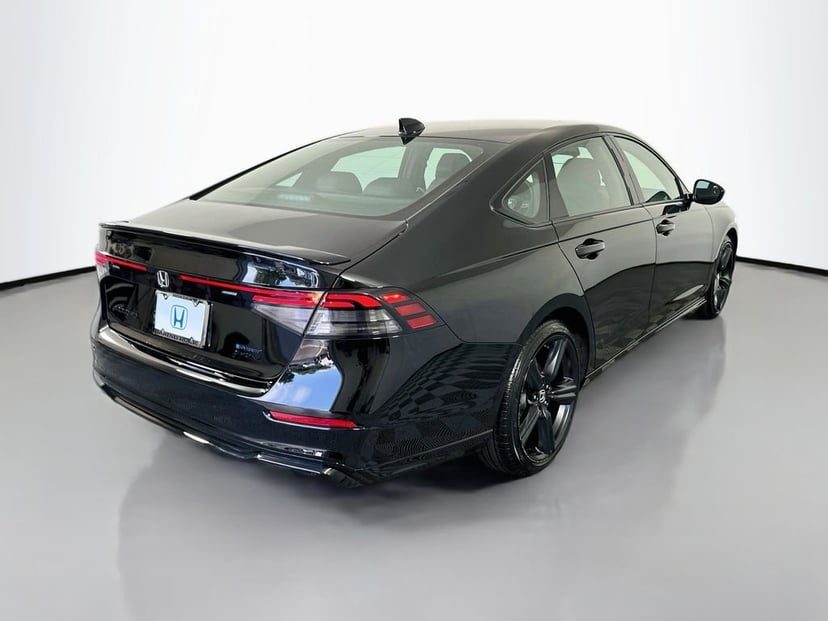 2026 Honda Accord - Image 2