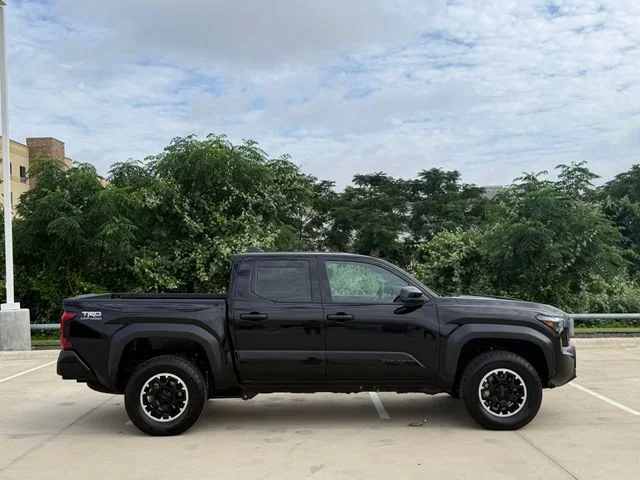 2026 Toyota Tacoma - Image 2