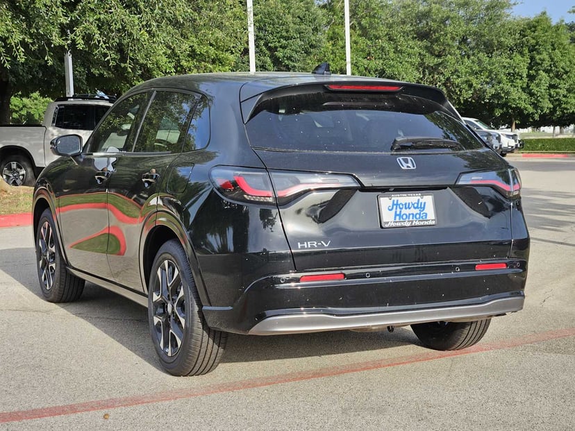 2027 Honda HR-V - Image 3