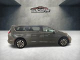 2023 Chrysler Pacifica - Preview 8