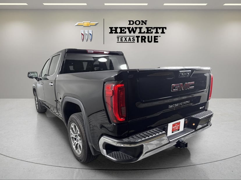 2025 GMC Sierra 1500 - Image 3