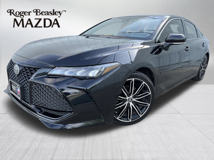 2019 Toyota Avalon - Image 1