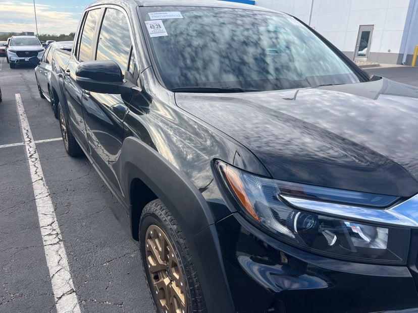2023 Honda Ridgeline - Image 1