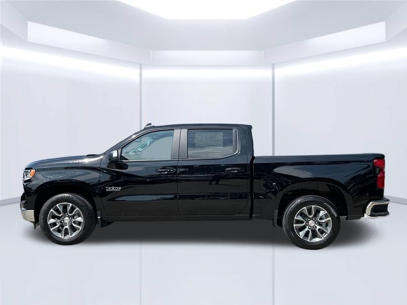 2026 Chevrolet Silverado 1500 - Image 1