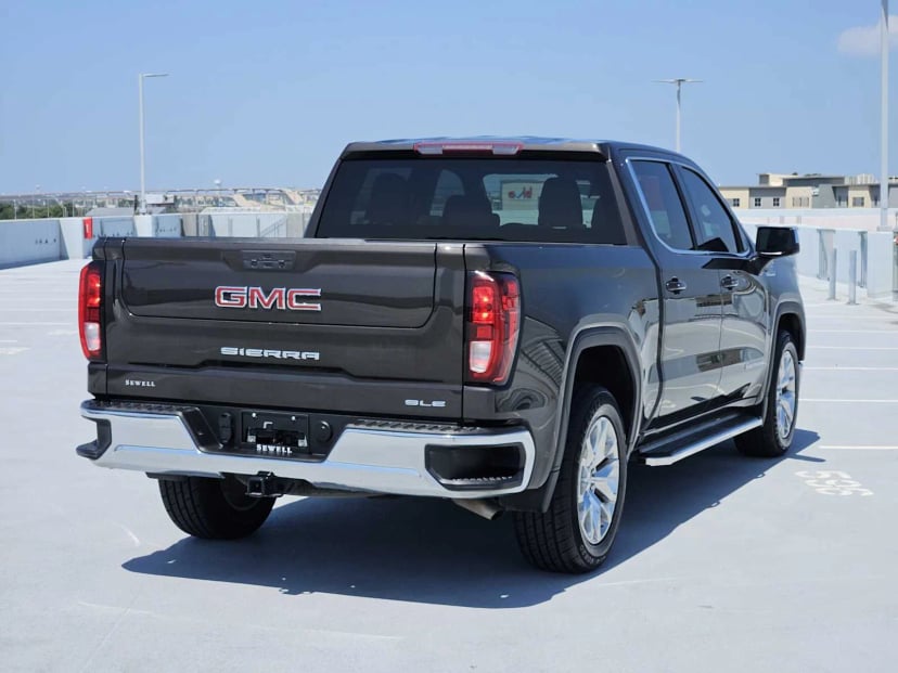 2021 GMC Sierra 1500 - Image 2