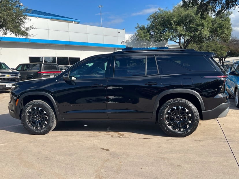 2027 Chevrolet Traverse - Image 1