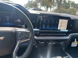 2026 Chevrolet Silverado - Preview 11