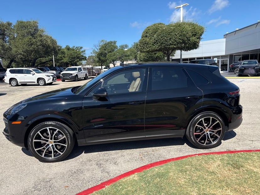 2021 Porsche Cayenne - Image 1