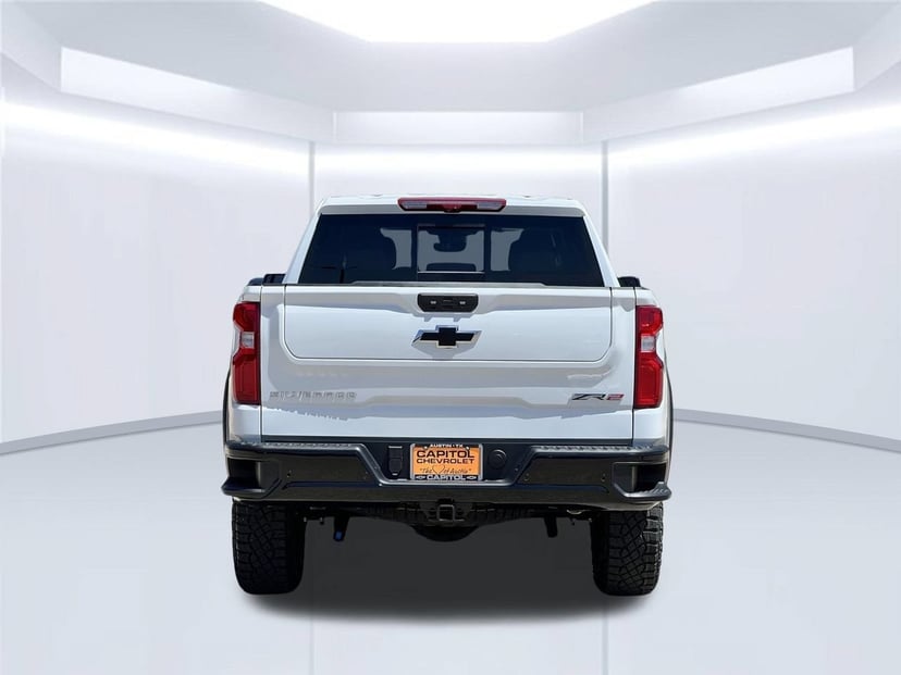 2026 Chevrolet Silverado 1500 - Image 3