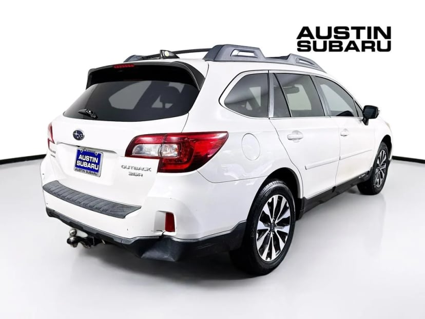 2017 Subaru Outback - Image 3