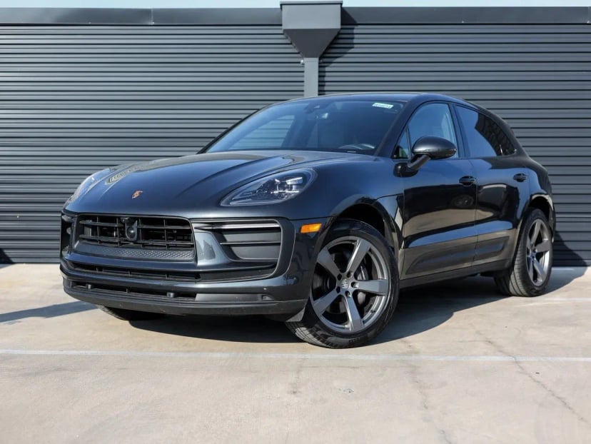 2026 Porsche Macan - Image 1