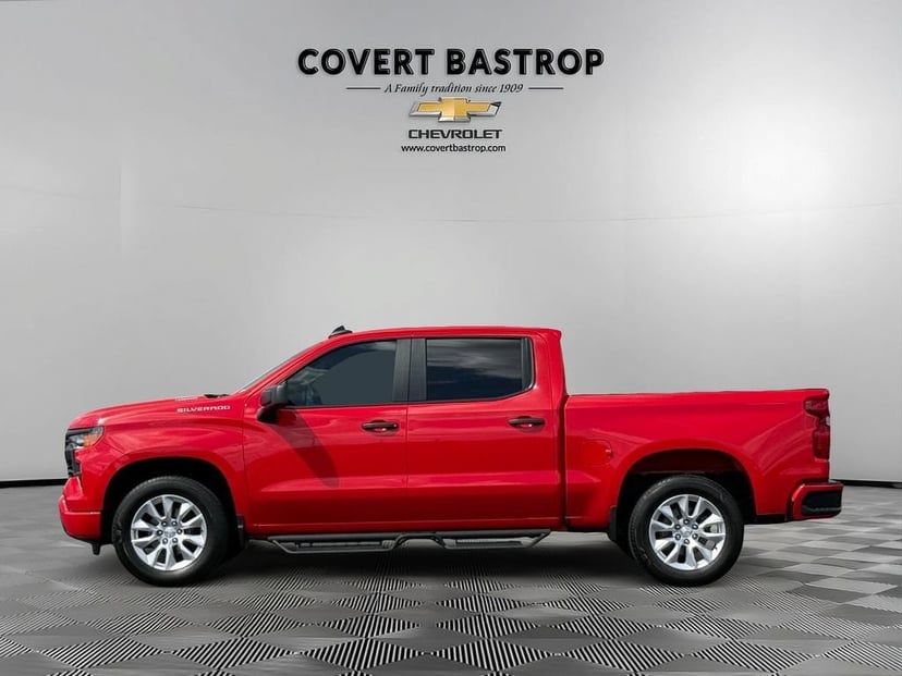 2025 Chevrolet Silverado 1500 - Image 2