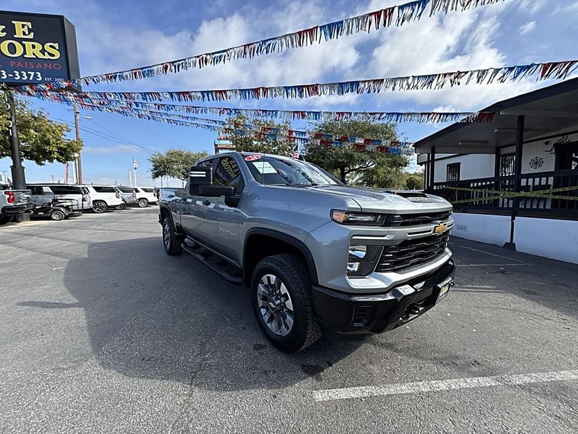 2024 Chevrolet Silverado 2500 HD - Image 1