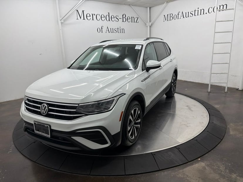 2022 Volkswagen Tiguan - Image 1