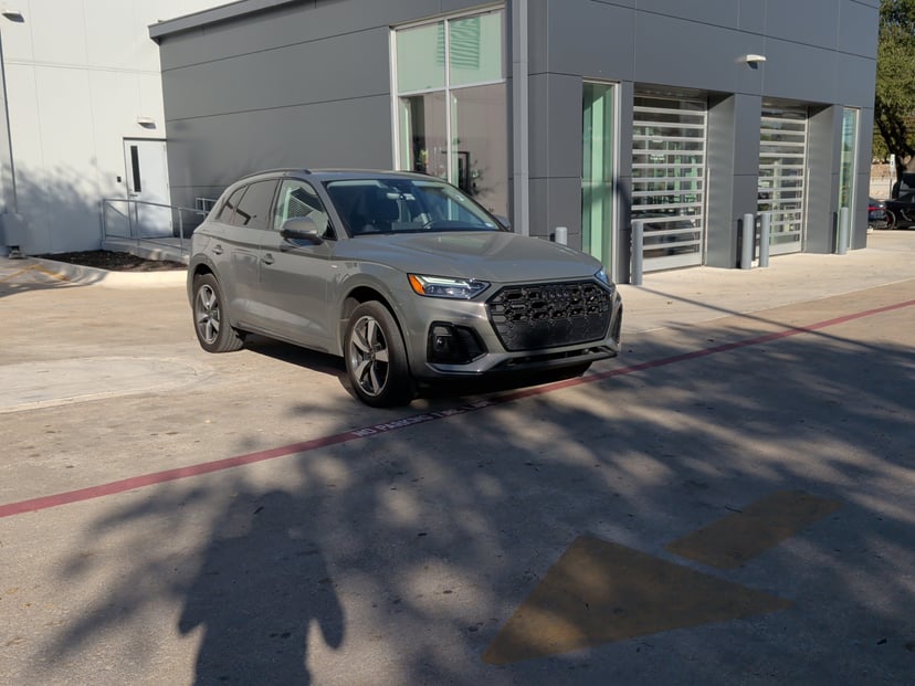 2023 Audi Q5 - Image 1