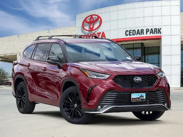 2026 Toyota Highlander - Image 1