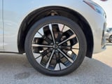 2026 Volvo XC60 - Preview 8
