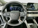2024 Mitsubishi Outlander - Preview 11