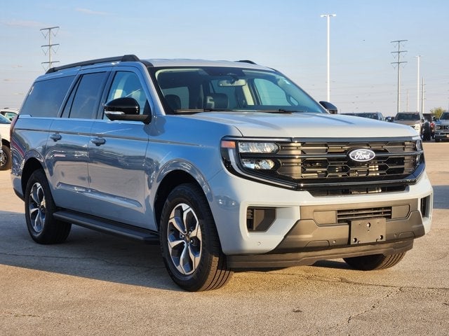2027 Ford Expedition Max - Image 1