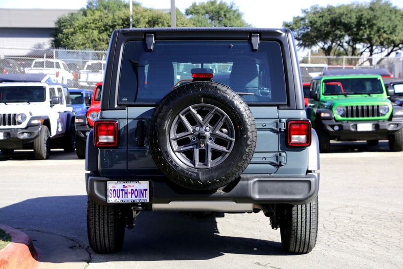 2026 Jeep Wrangler - Image 3