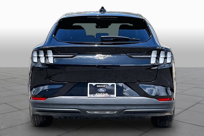 2025 Ford Mustang - Image 3