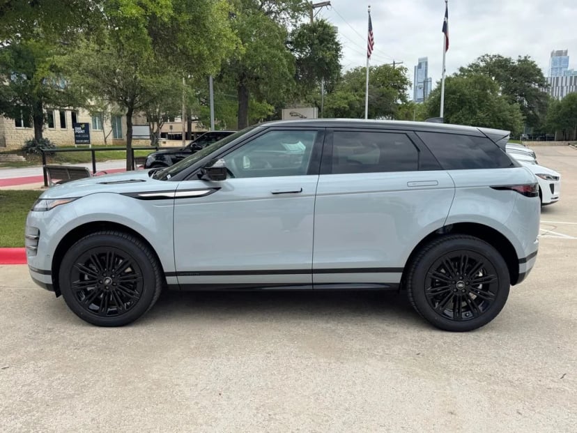 2026 Land Rover Range Rover Evoque SUV Arroios Grey - Image 2