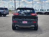 2016 Jeep Cherokee - Preview 6