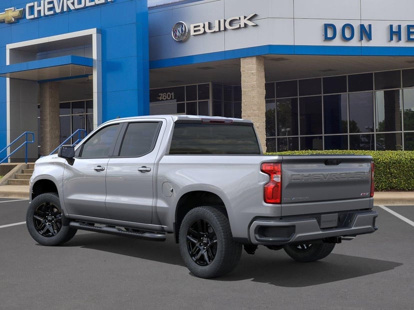 2026 Chevrolet Silverado 1500 - Image 3