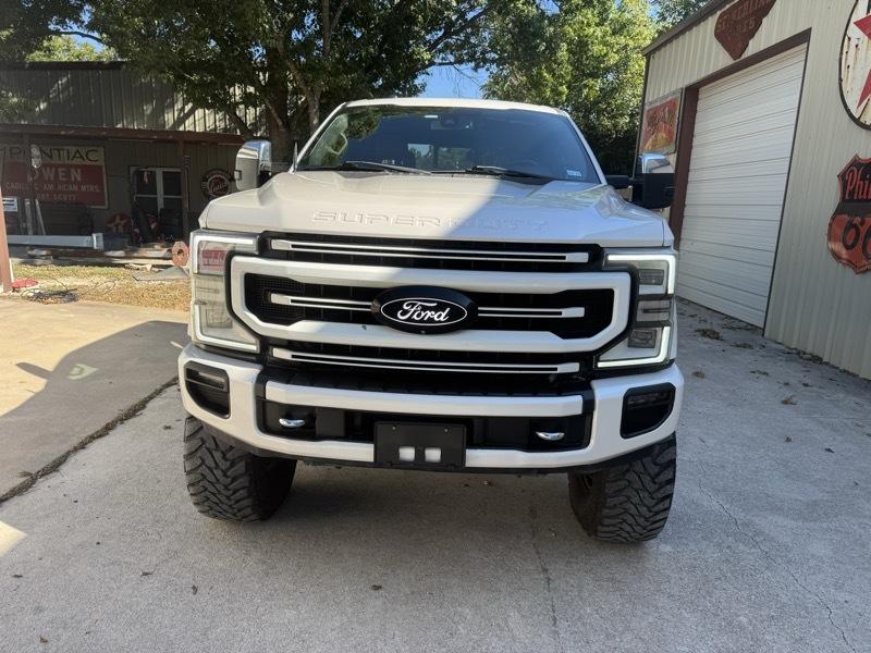 2017 Ford F-250 - Image 3