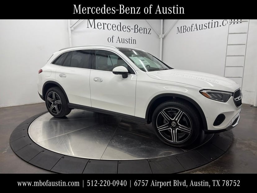 2027 Mercedes-Benz GLC - Image 2