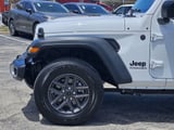 2025 Jeep Gladiator - Preview 9