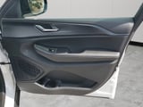 2025 Jeep Grand Cherokee - Preview 10