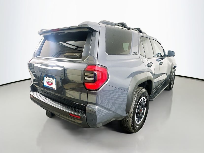 2026 Toyota 4-Runner - Image 2