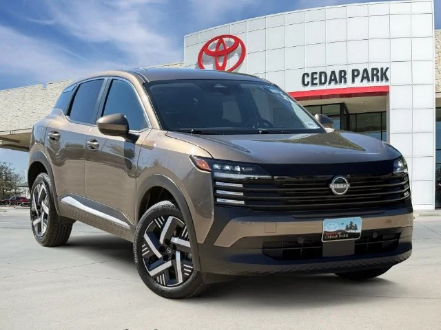 2025 Nissan Kicks - Image 1
