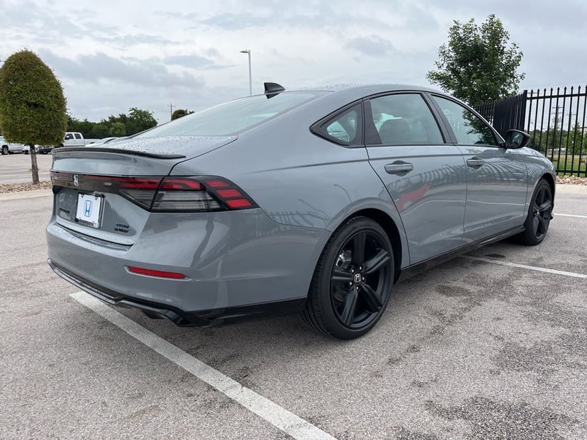 2026 Honda Accord - Image 2