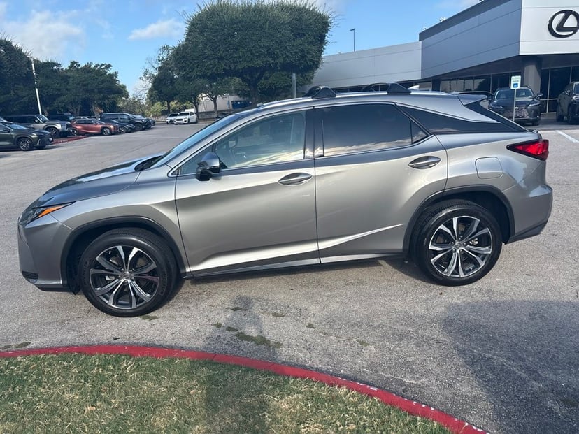 2017 Lexus RX - Image 2