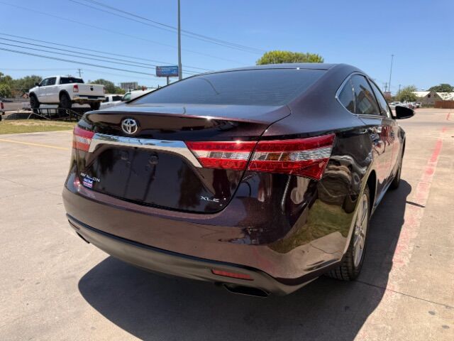 2014 Toyota Avalon - Image 3