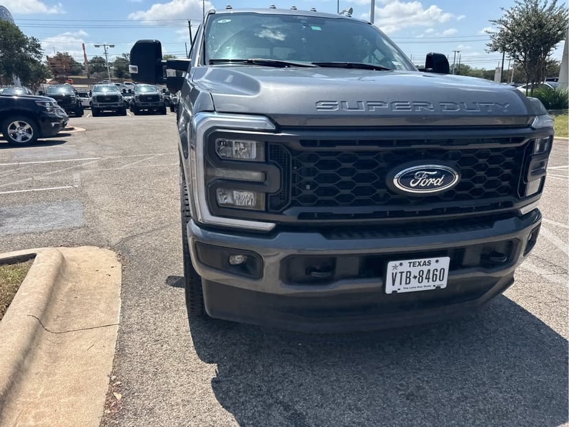 2024 Ford F-250 - Image 1
