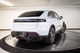 2026 Porsche Macan Electric - Preview 7