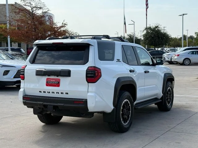 2025 Toyota 4runner - Image 3