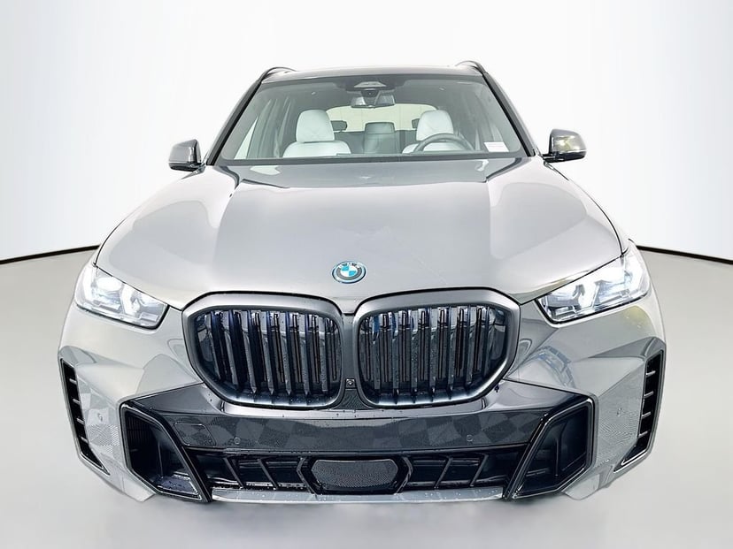 2026 BMW X5 - Image 3