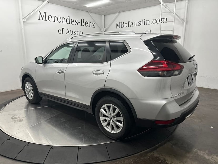 2018 Nissan Rogue - Image 3